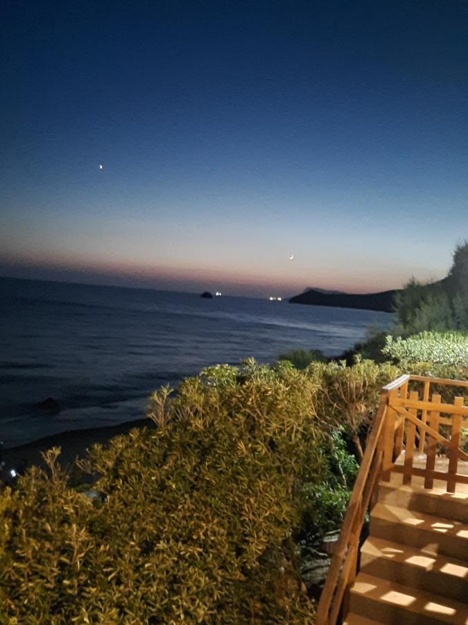 Voula Beach Léntas Eksteriør billede